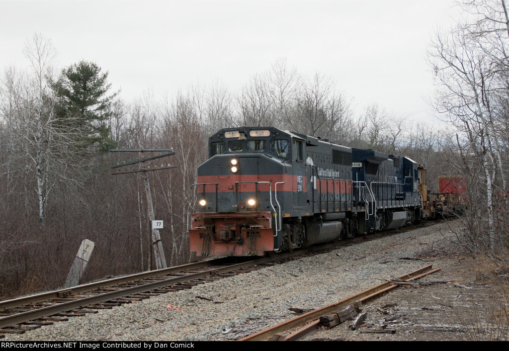 MEC 514 Leads the Rail Extra at MP-77